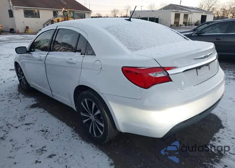 2013 Chrysler 200 Touring из США, поврежденный, VIN 1C3CCBBB9DN592347